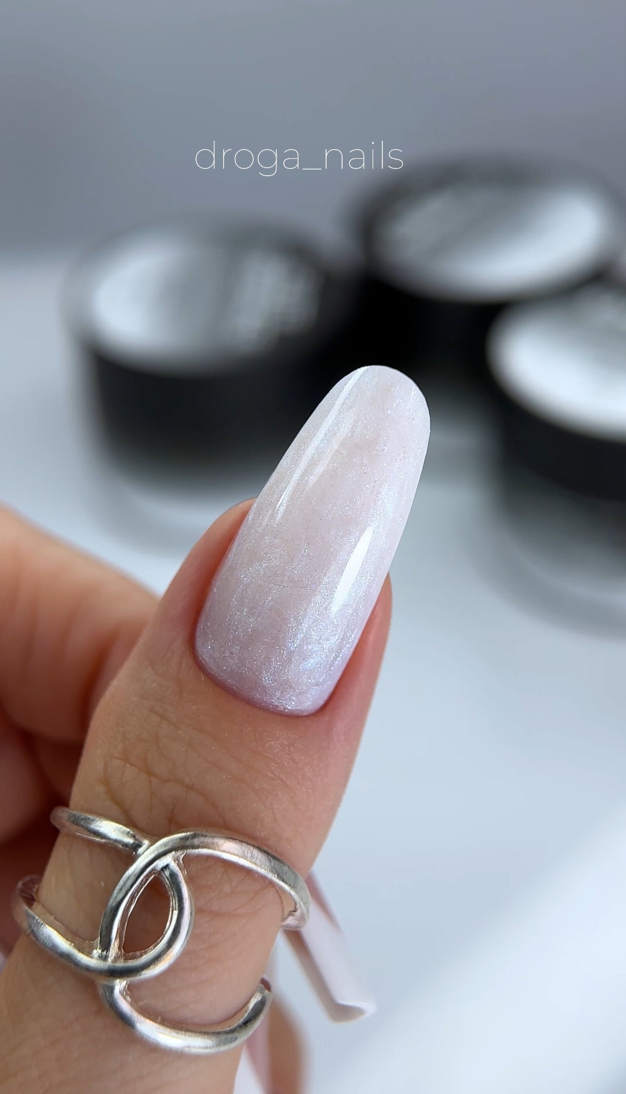 ELITE EMBRACE Professional Builder Gel 16 30г Гель для Моделювання нігтів AJ0005B