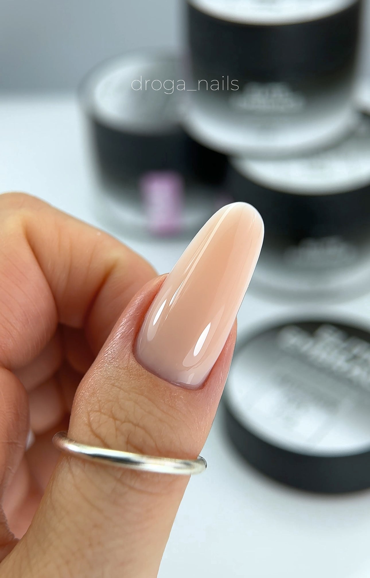 ELITE EMBRACE Professional Builder Gel 04 30г Гель для Моделювання нігтів A10497