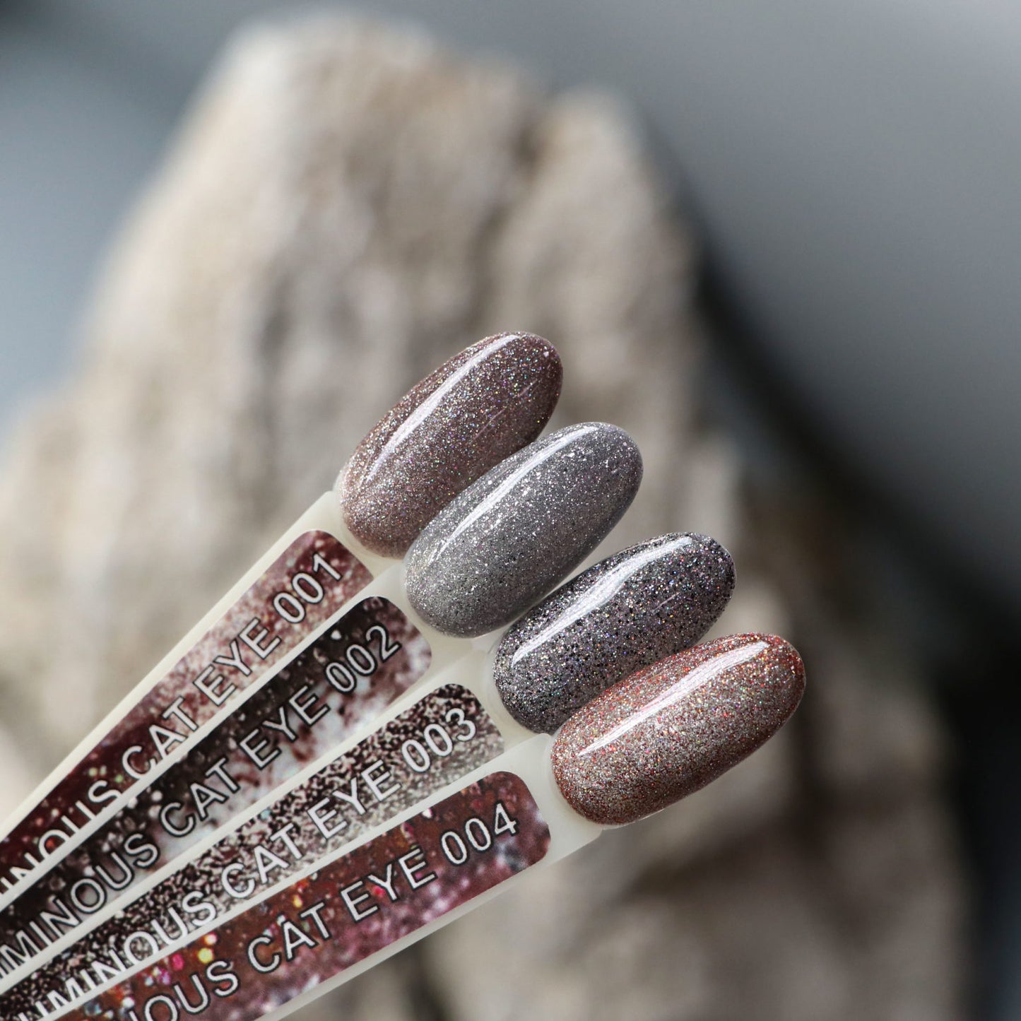 Komilfo Luminous Cat Eye (магнітний, світловідбиваючий), 8 мл