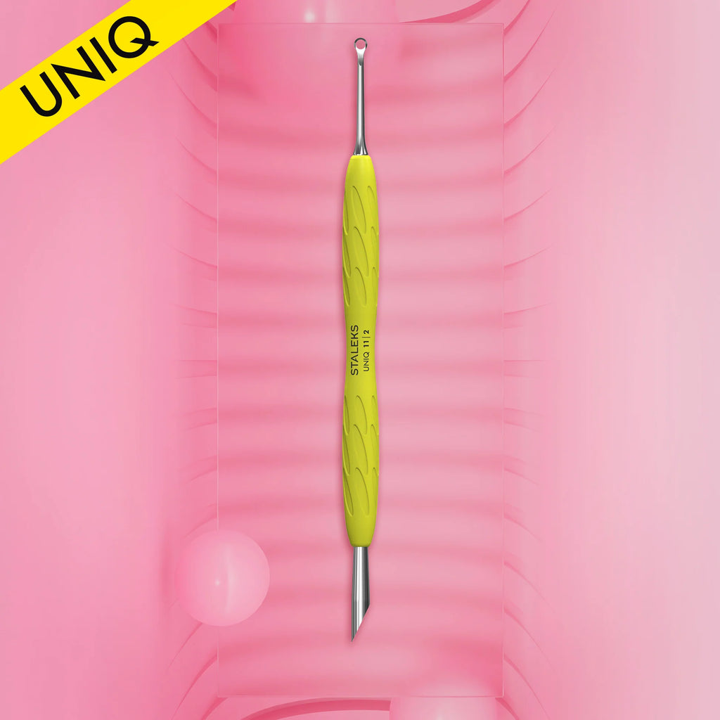 STALEKS PRO UNIQ 11 TYPE 2 Пушер кільце лопатка для манікюру із жовтою силіконовою ручкою PQ-11/2y