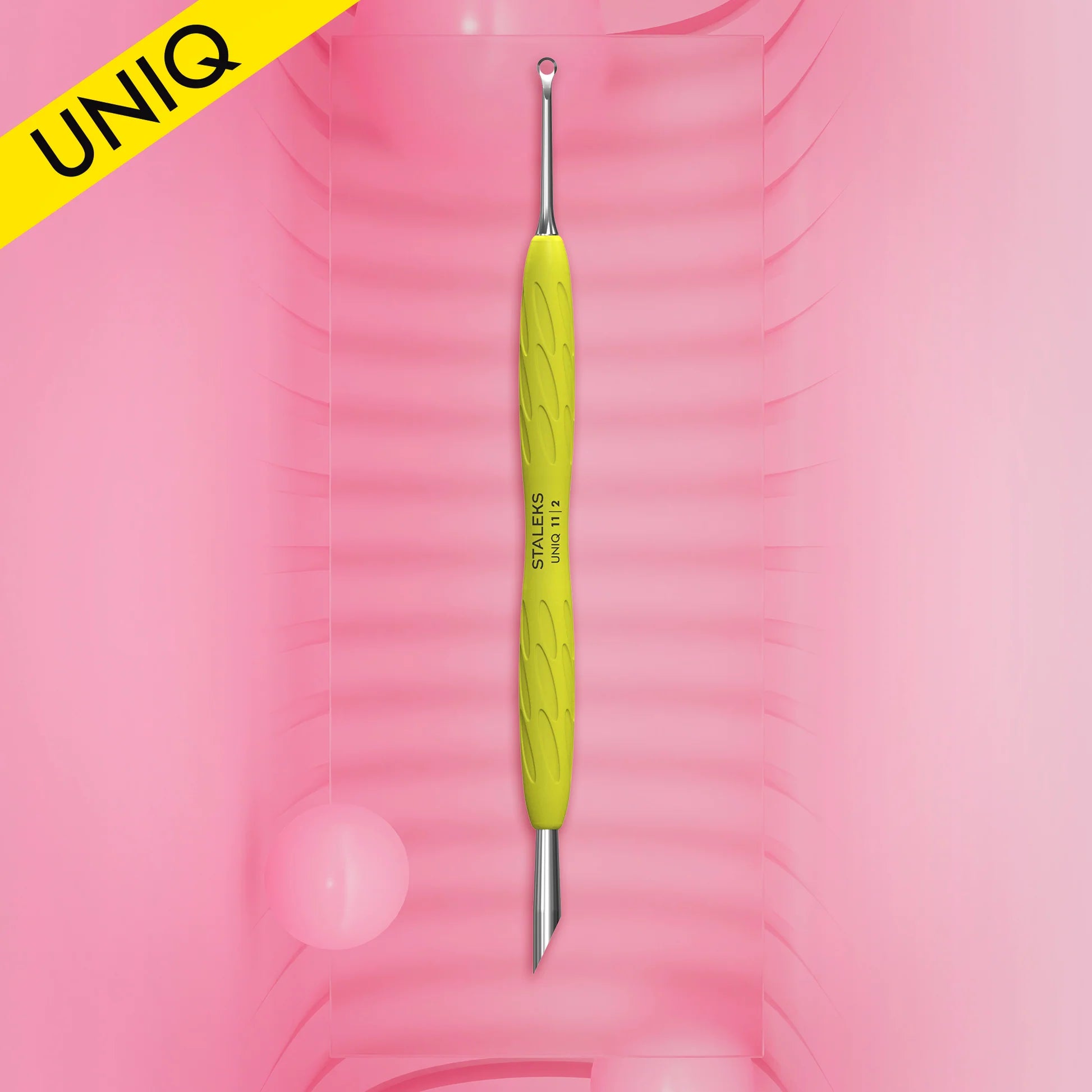 STALEKS PRO UNIQ 11 TYPE 2 Пушер кільце лопатка для манікюру із жовтою силіконовою ручкою PQ-11/2y