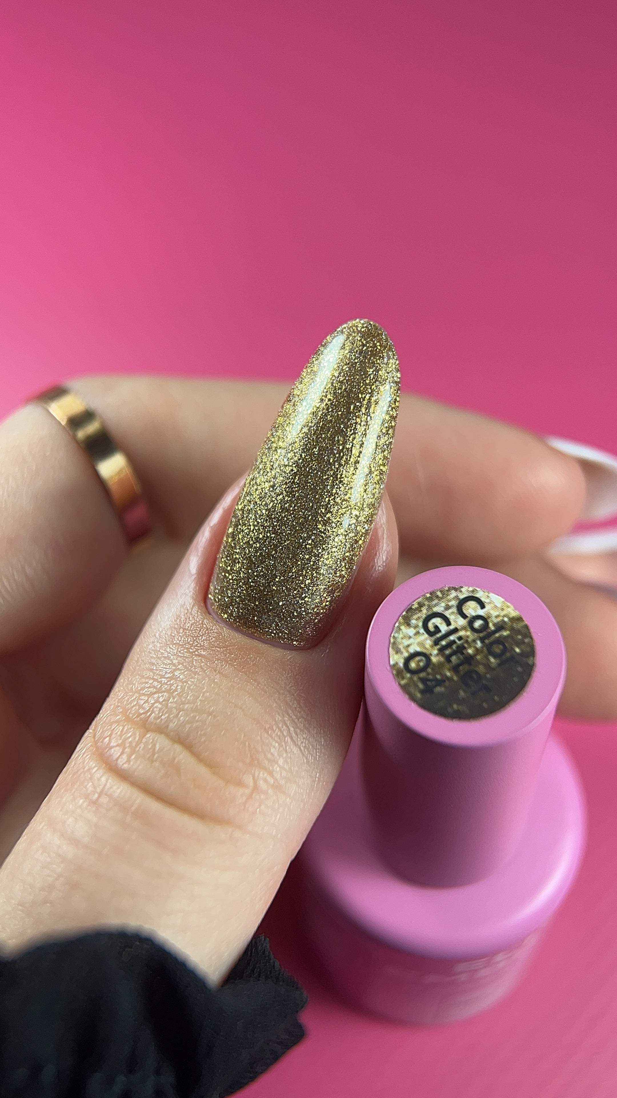 ELITE EMBRACE Professional Color Gel Polish 04 with Glitter 10мл Кольоровий Гель-лак з блискiтками ECGG0410