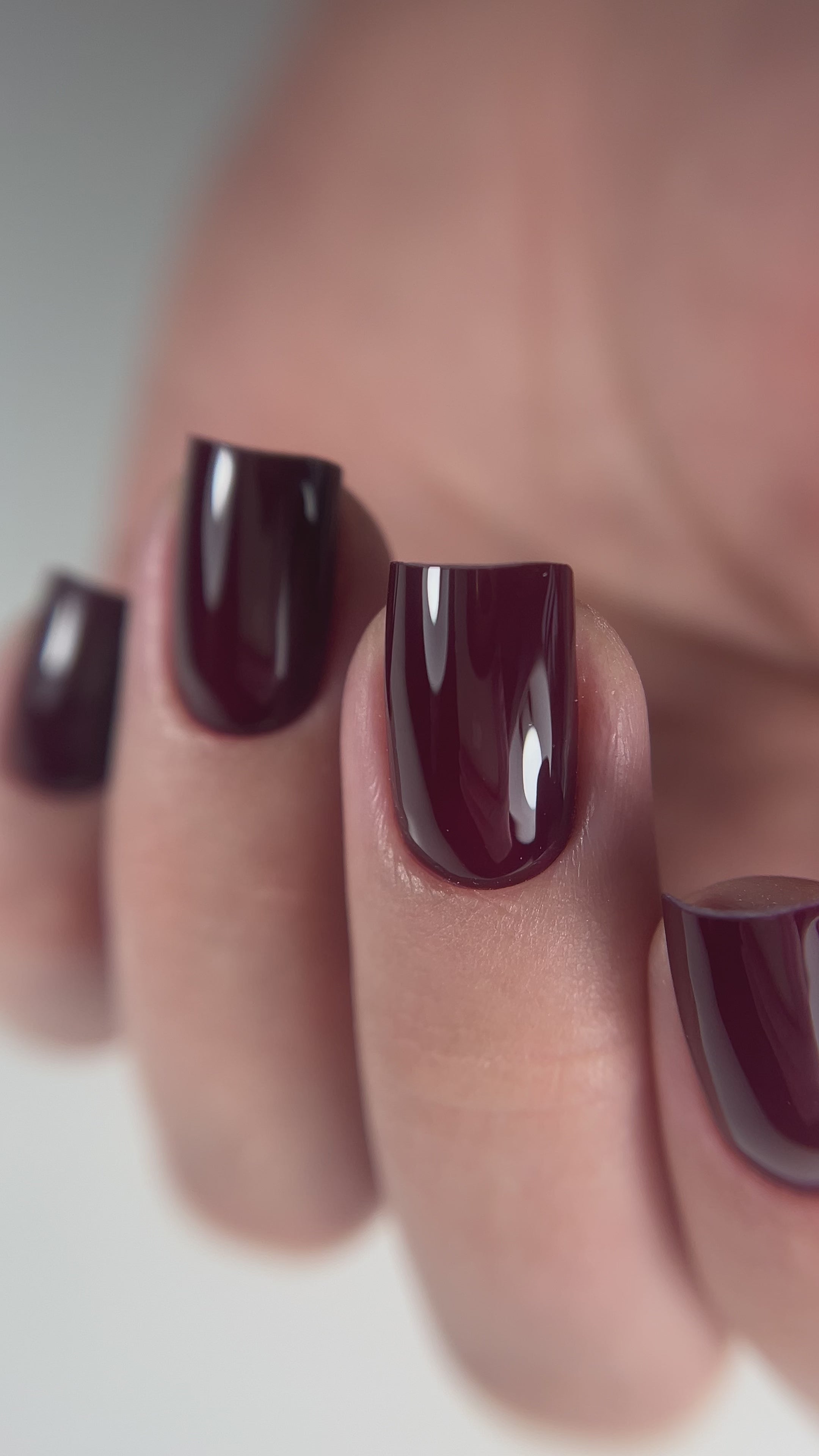 ELITE EMBRACE Professional Color Gel Polish 04 10мл Кольоровий Гель-лак ECG0410